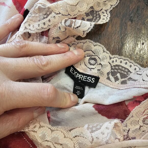 EXPRESS Size M Floral Lace Trim Cami Tank Top Blush Pink Red Y2K Lingerie Style - Picture 4 of 7